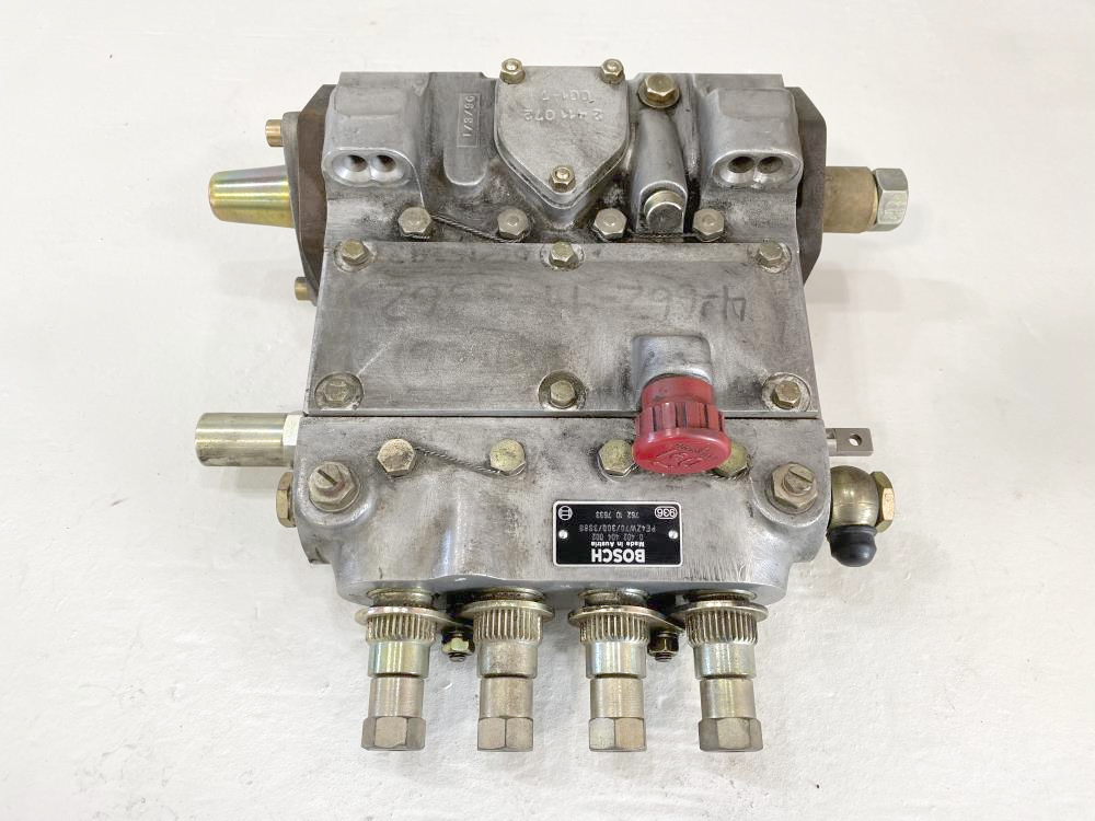 Bosch Diesel Fuel Injection Pump PE4ZW70/300/3S80