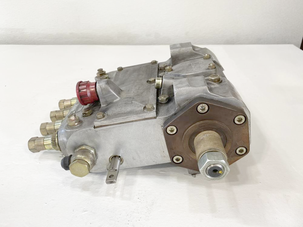 Bosch Diesel Fuel Injection Pump PE4ZW70/300/3S80