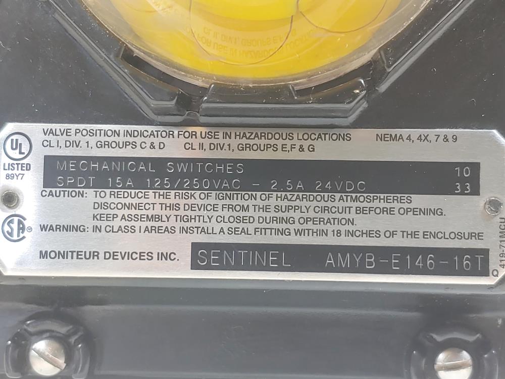 Quadrant C-1000SR4 Pneumatic Spring Return Actuator w/1-1/2 2000 WOG Ball Valve 