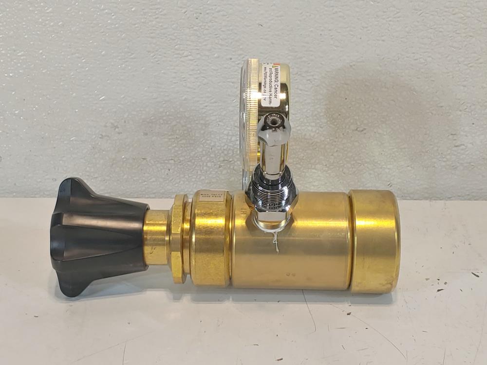 Airgas Model: Y11750250580-AG Specialty High Purity Single Stage Mini Regulator 