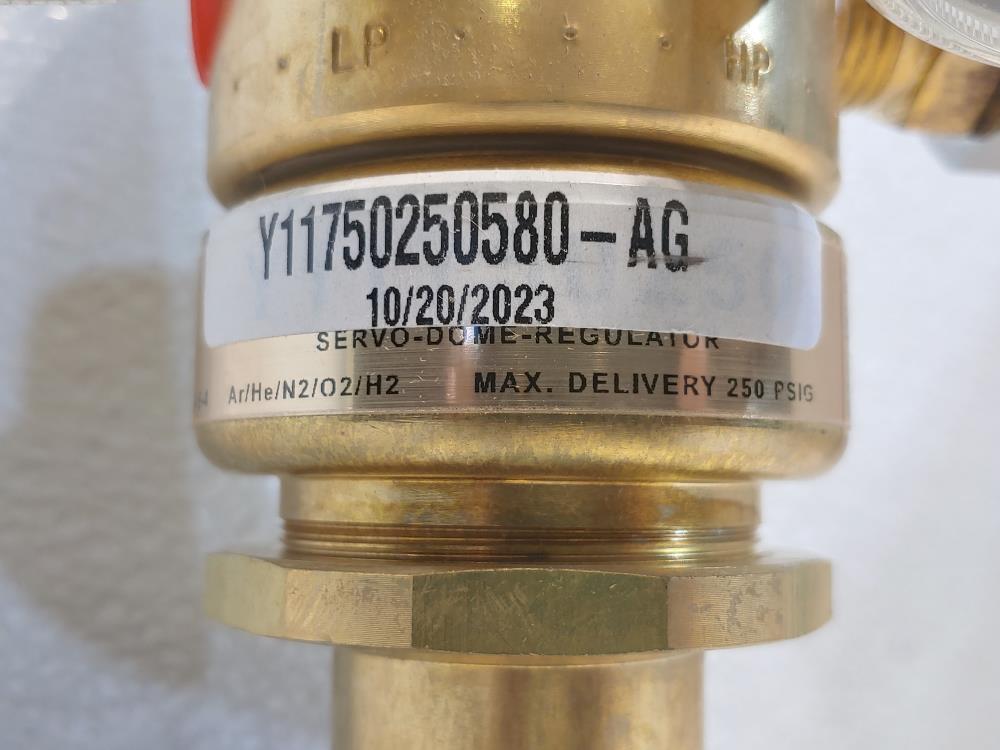 Airgas Model: Y11750250580-AG Specialty High Purity Single Stage Mini Regulator 