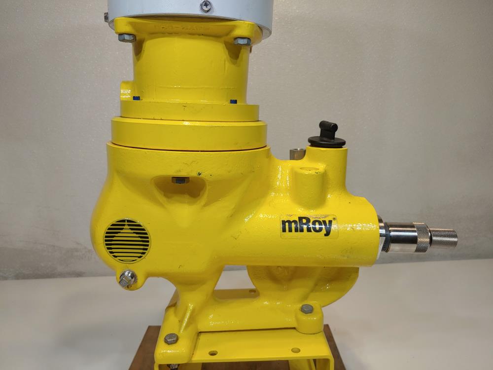 Milton Roy MROY XT Series Metering Pump  XT1148FRNNM1NN22 w/ .75HP Motor 