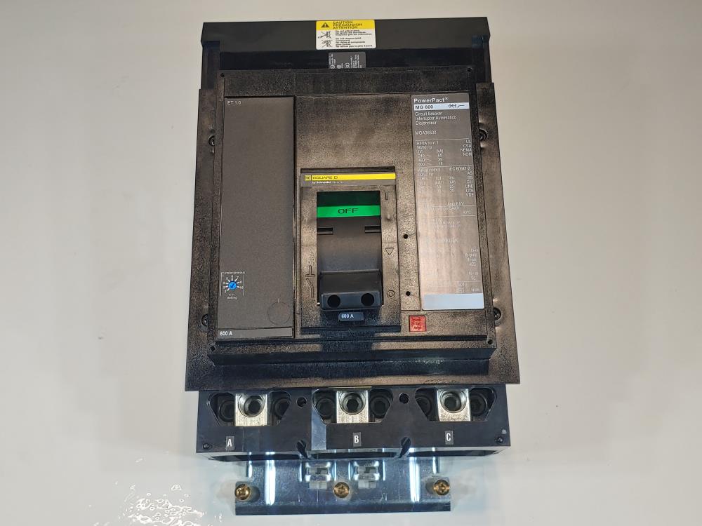 Square D 600A 3P 600V Molded Case I-Line Plug-In Circuit Breaker MGA36600