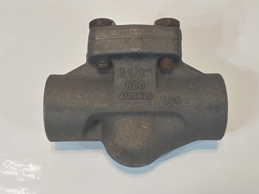 Smith 1-1/2" 800#  Carbon Steel Piston Check Valve