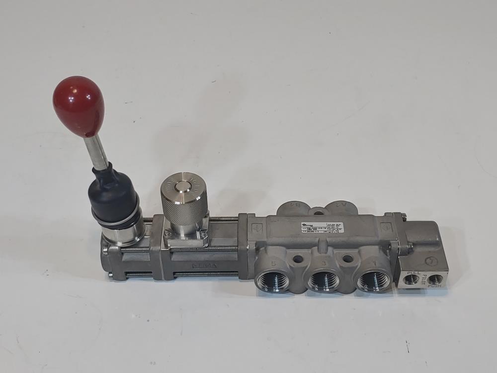 Versa 4 Way / 2 Position Directional Valve VAA-4502-316-181ABE-PPP -  1/2"NPT