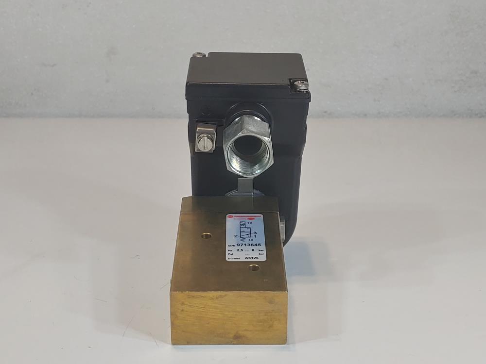 Norgren Herion CAT#: 2045 Solenoid Valve,  ID: 9713645 w/ Coil 