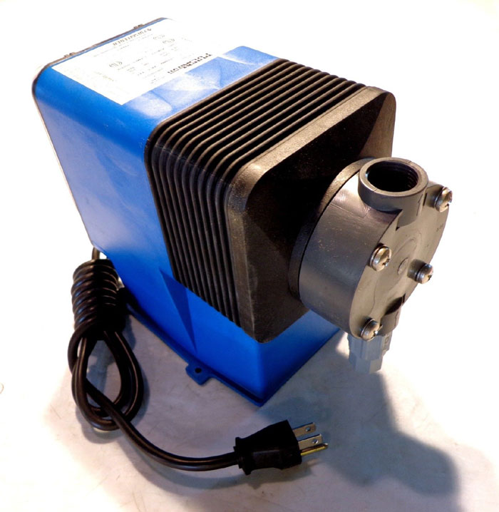 PULSATRON ELECTRONIC METERING PUMP E PLUS SERIES LPH6MA-VVC4-XXX