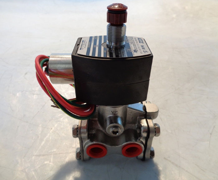 ASCO 3-WAY SOLENOID VALVE - CAT #: EV8003G300