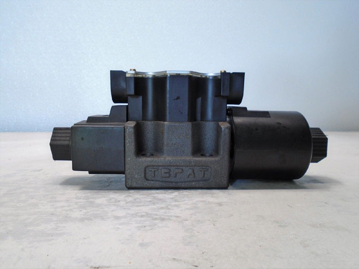 Yuken Directional Valve DSG-03-3C60-A120-5090