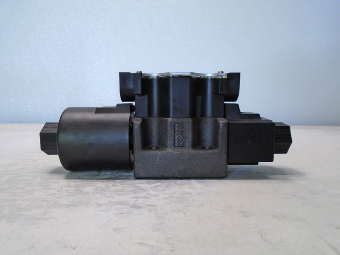 Yuken Directional Valve DSG-03-3C60-A120-5090