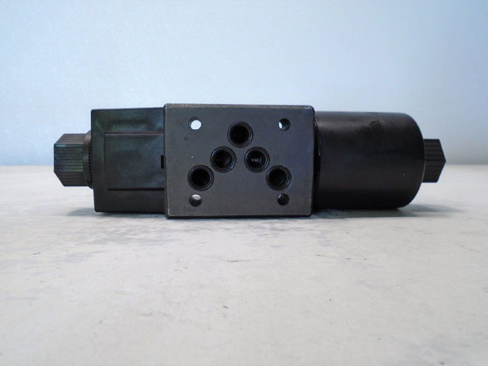 Yuken Directional Valve DSG-03-3C60-A120-5090