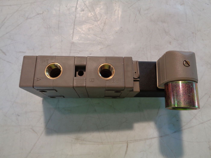 BURKERT SOLENOID VALVE: 413-G-1/4-B-PL-1/4